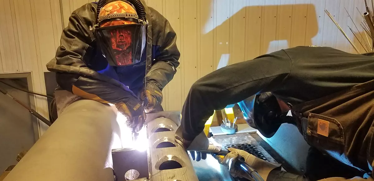 High-pressure welding at government facility